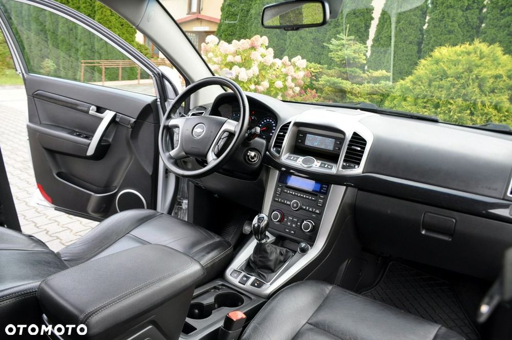 Chevrolet Captiva - 26
