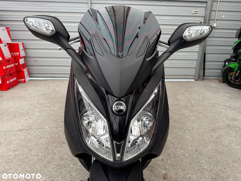 SYM GTS - 11