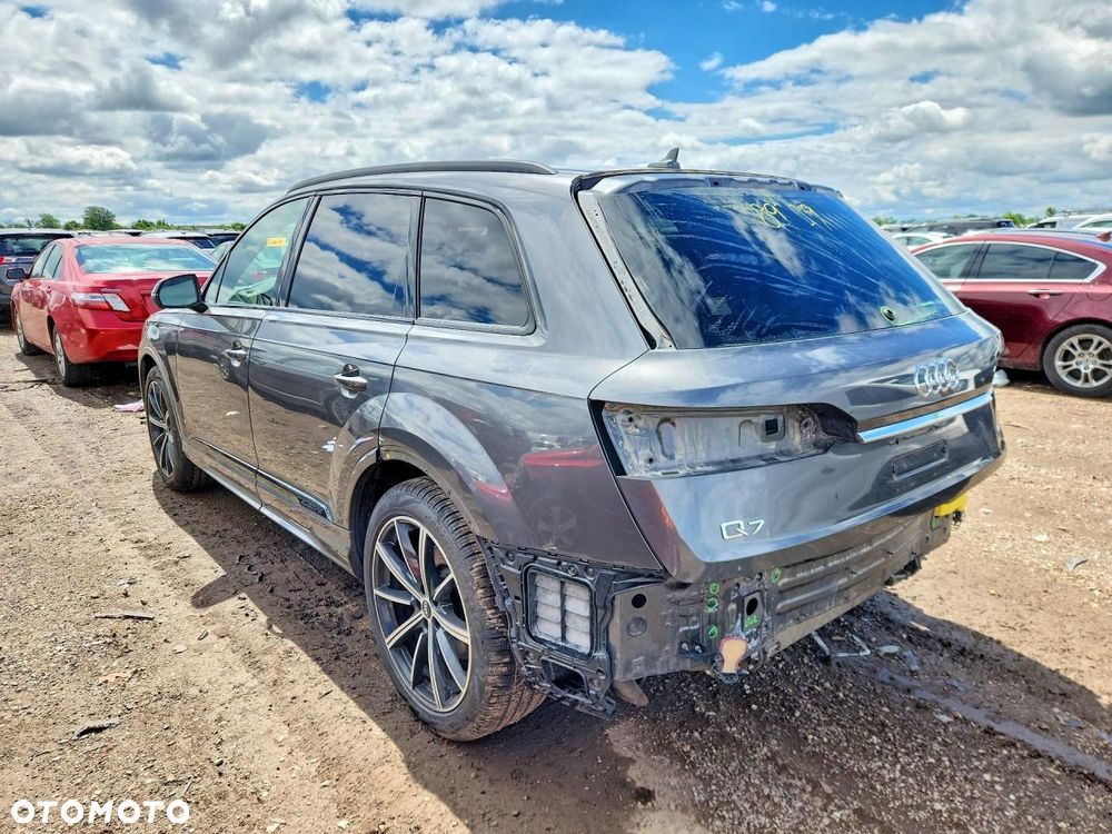 Audi Q7 3.0 TFSI Quattro Tiptronic - 3
