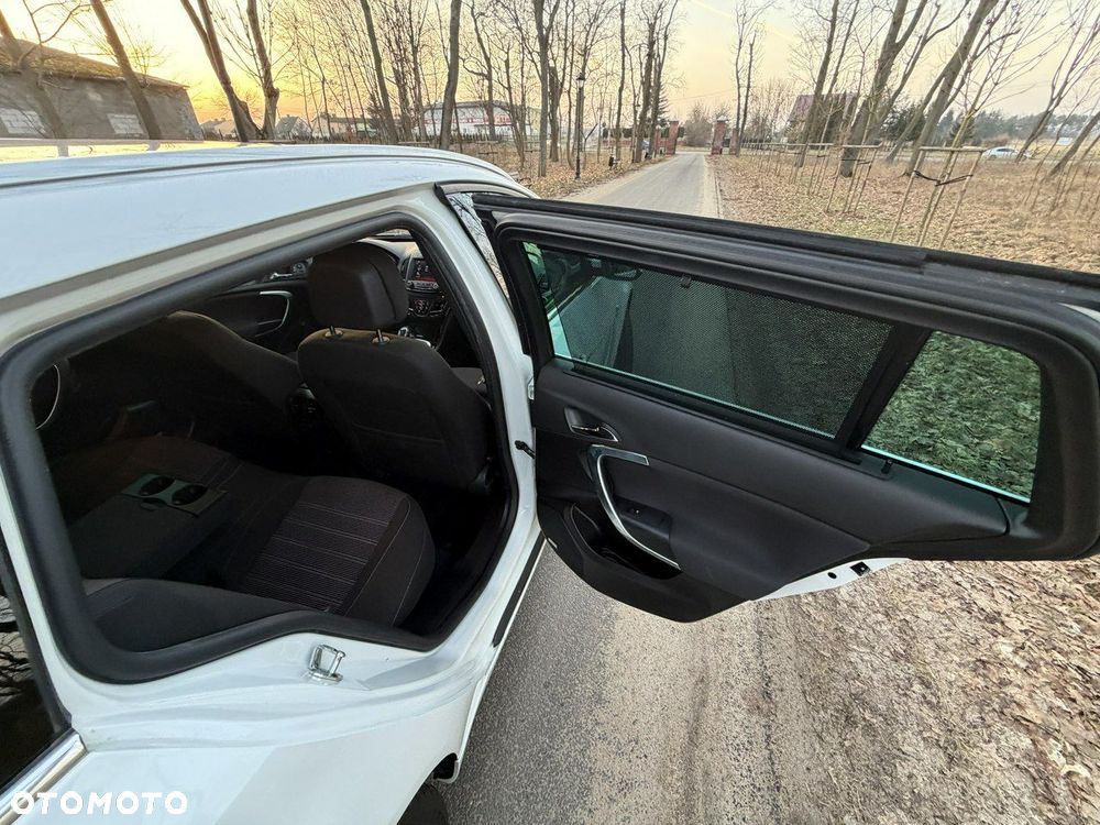 Opel Insignia - 29