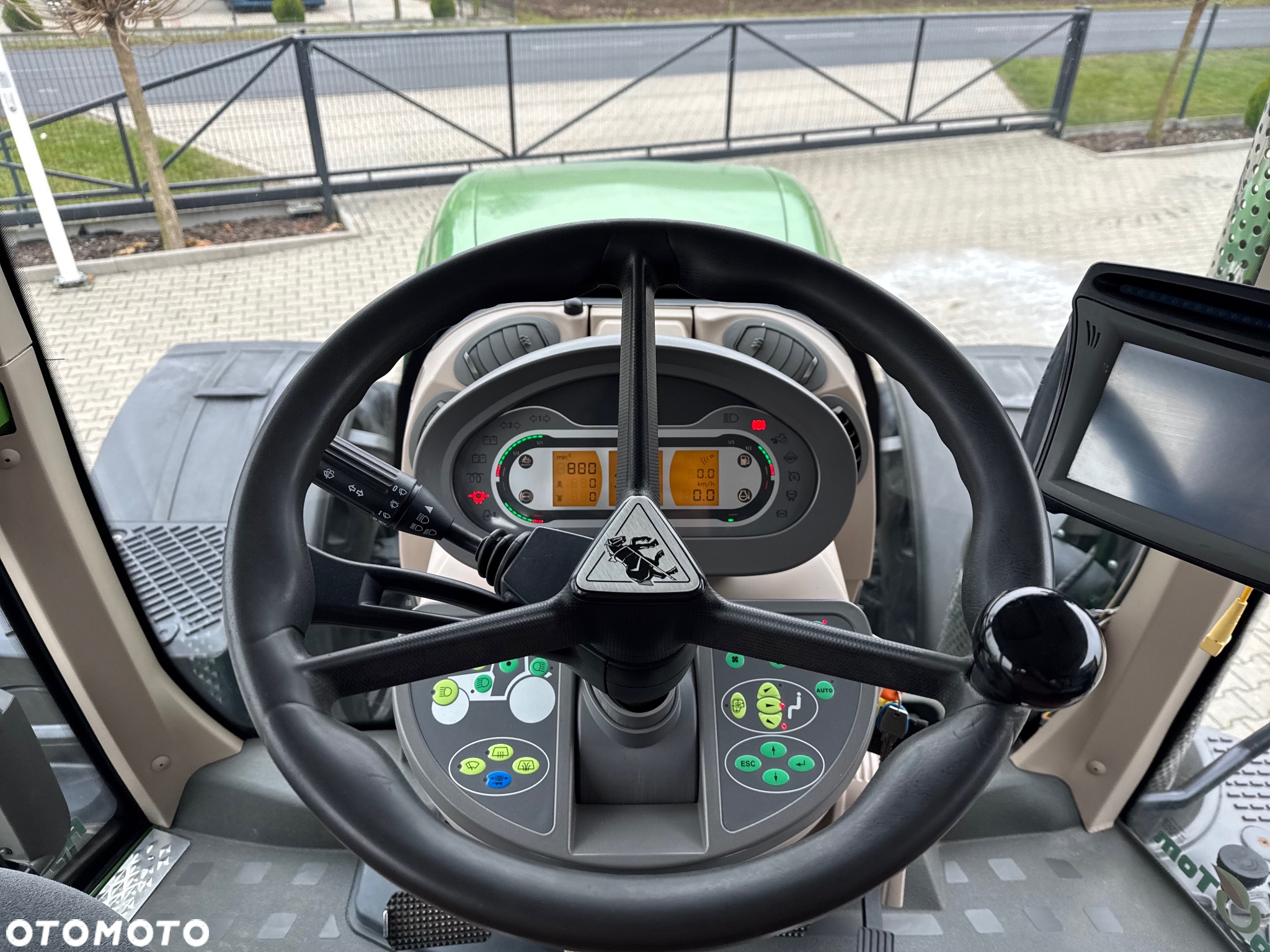 Fendt 828 VARIO Profi Plus - 9