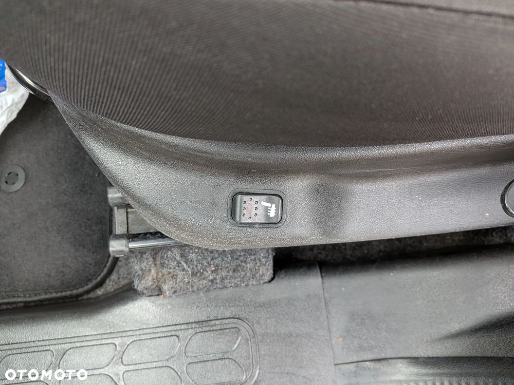 Fiat Doblo 1.4 16V My - 17