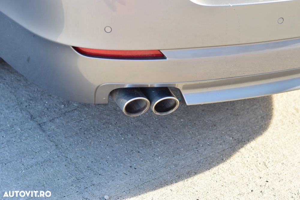 BMW Seria 5 520d Aut. - 28