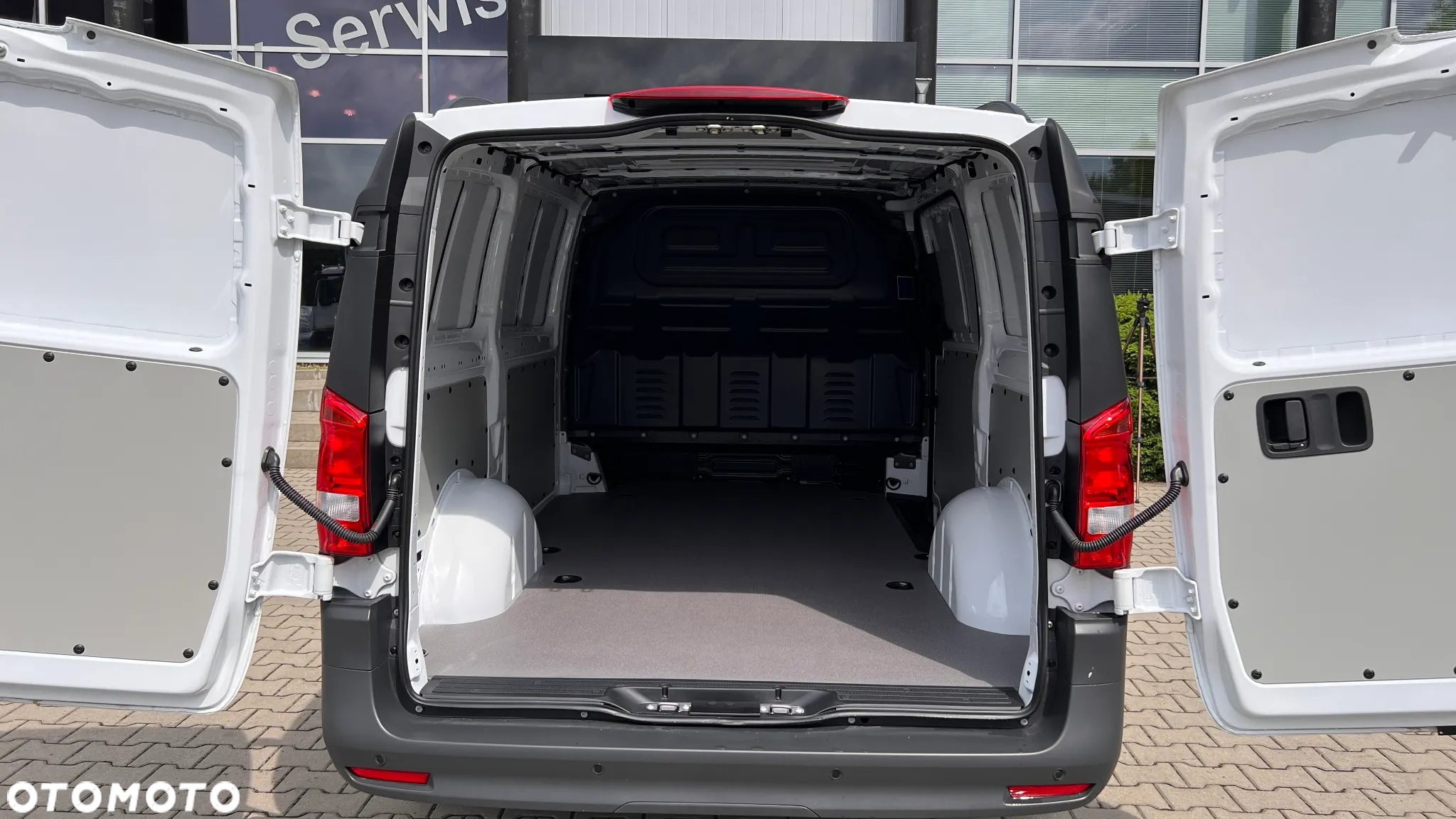 Mercedes-Benz Vito - 13