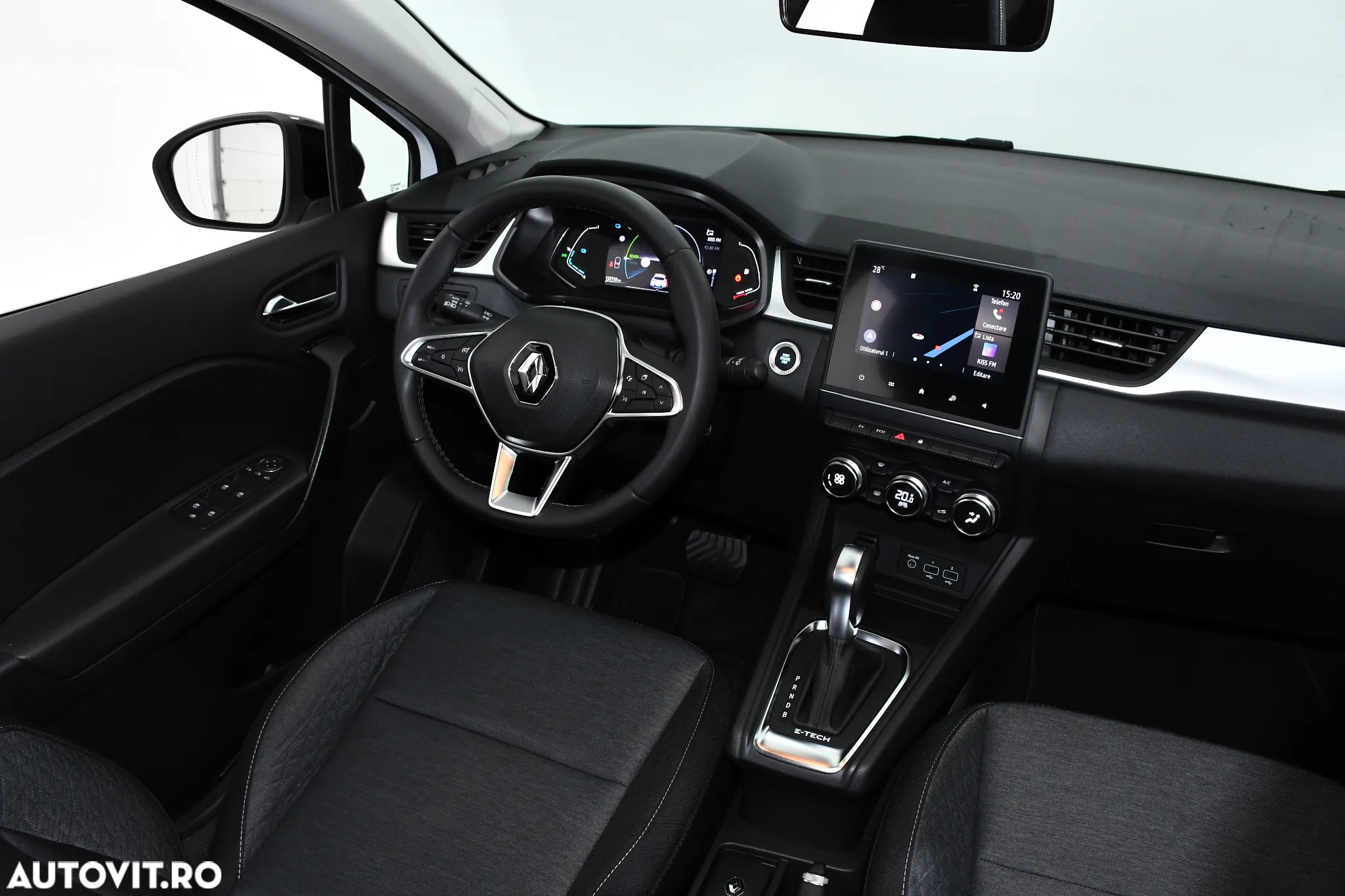 Renault Captur E-TECH Full Hybrid 145 EVOLUTION - 11