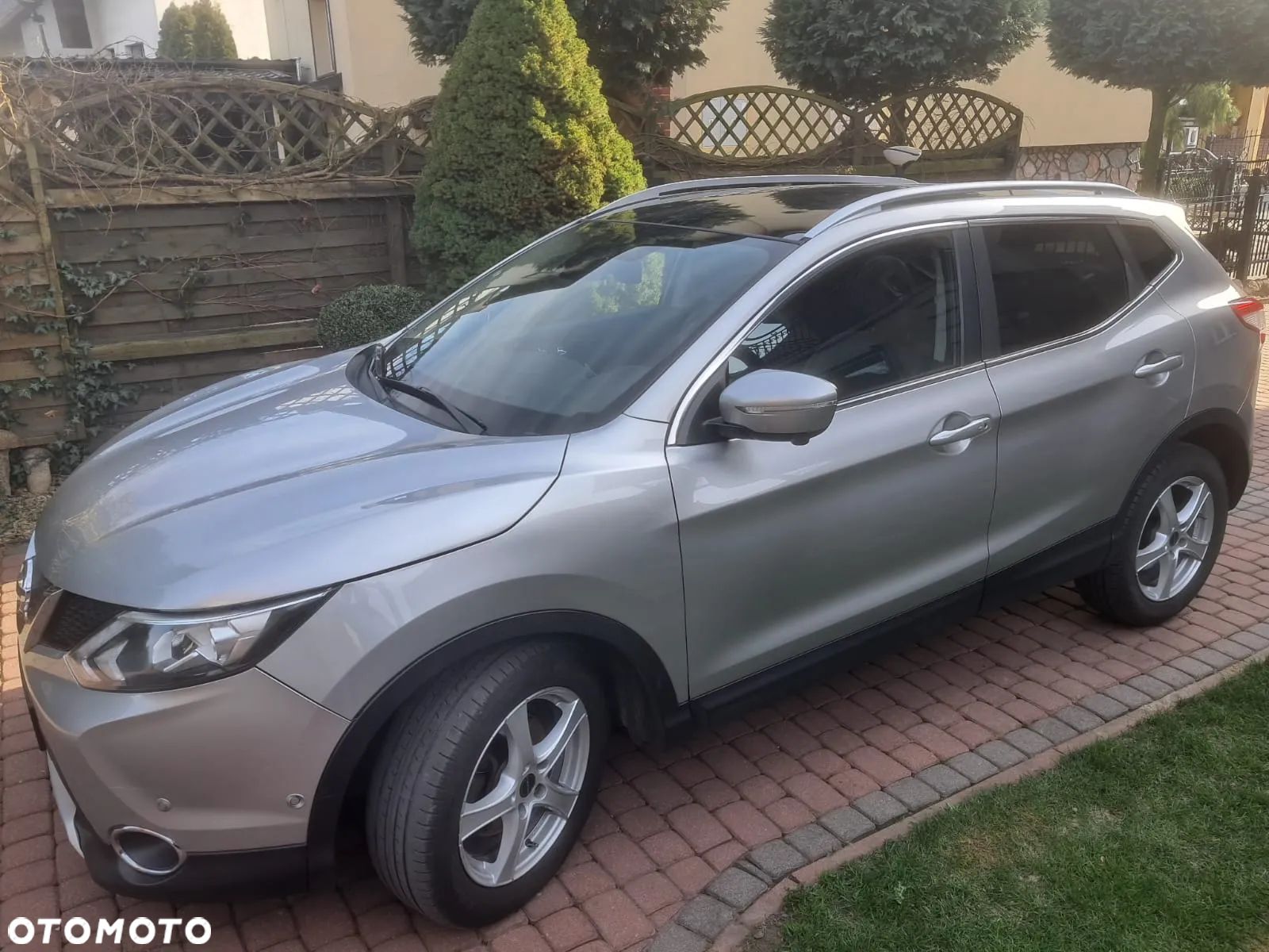 Nissan Qashqai 1.6 dCi DPF Start/Stop tekna - 1