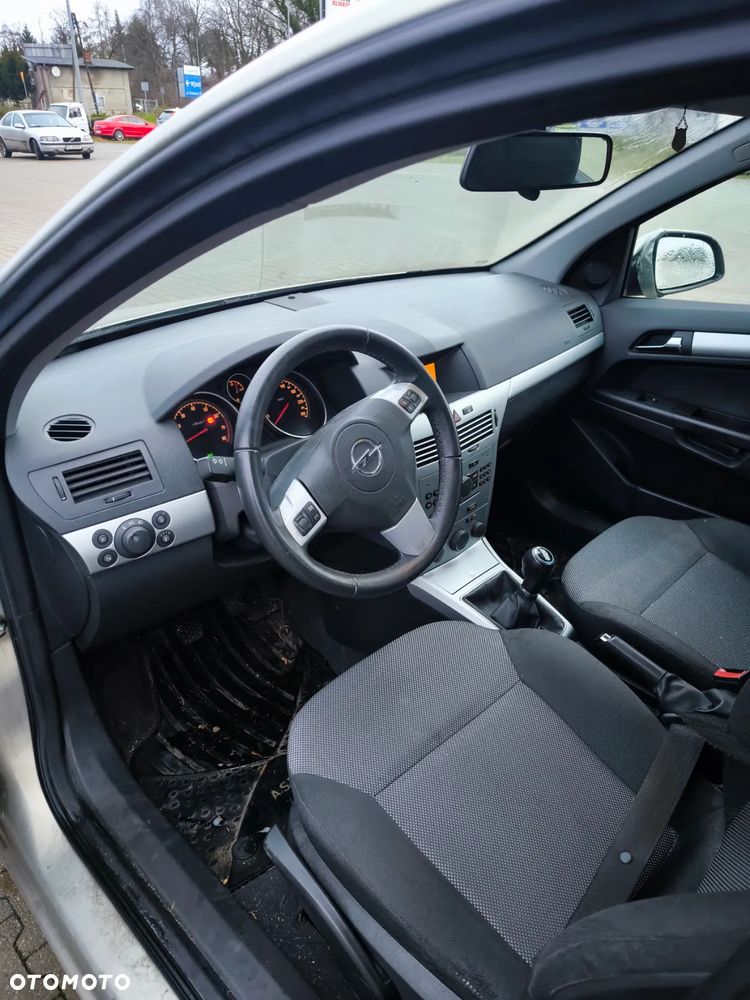 Opel Astra 1.4 - 6
