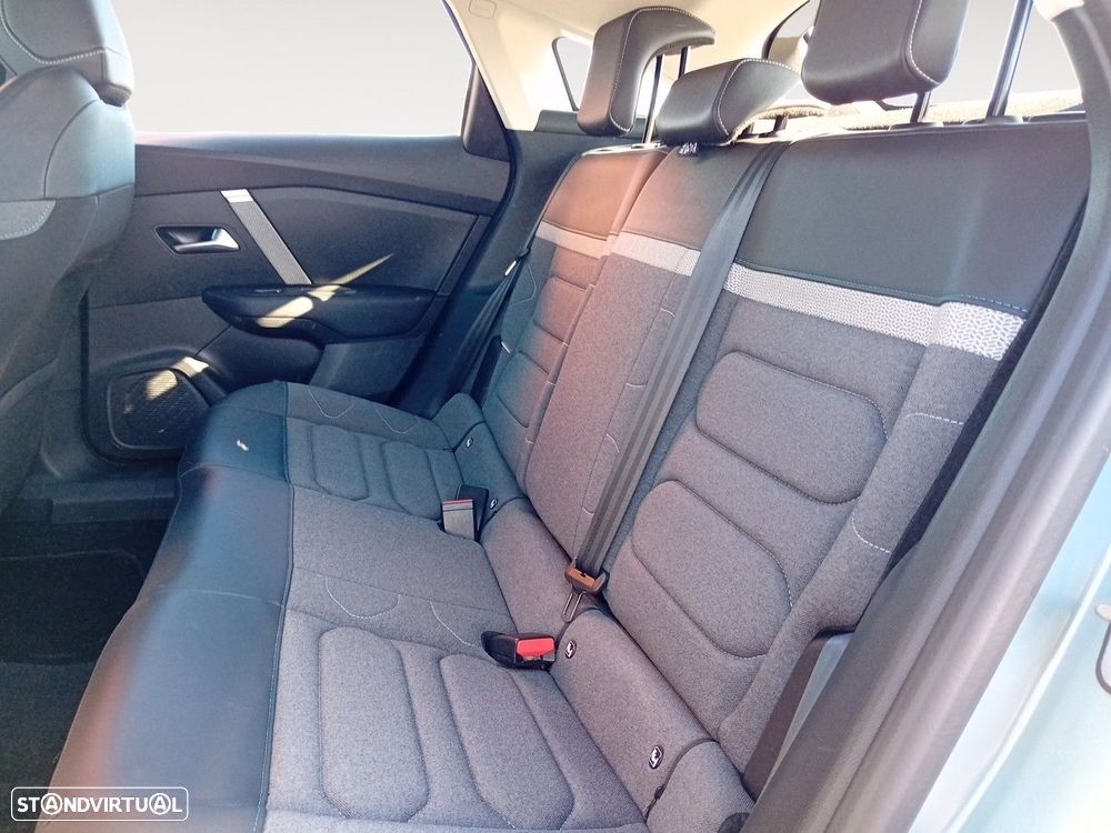 Citroën C4 1.2 PureTech Plus - 13