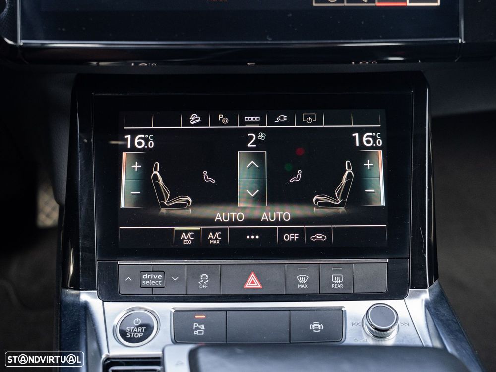 Audi e-tron 55 quattro S line - 48