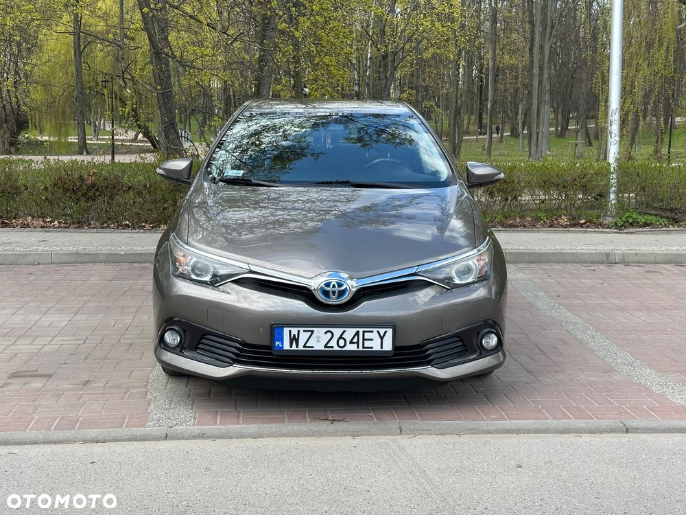 Toyota Auris Hybrid 135 Premium - 8