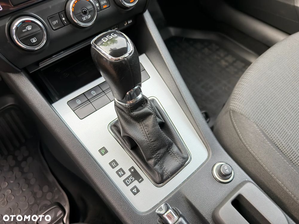 Skoda Octavia 2.0 TDI Style DSG - 17