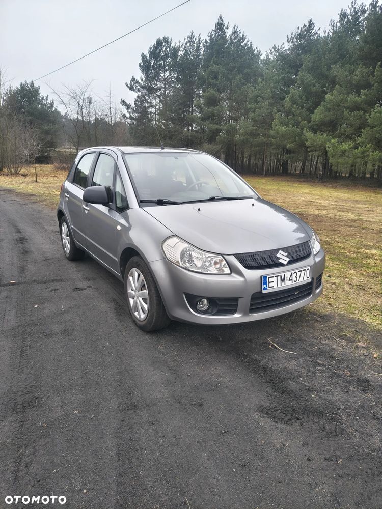 Suzuki SX4 1.5 Comfort - 1