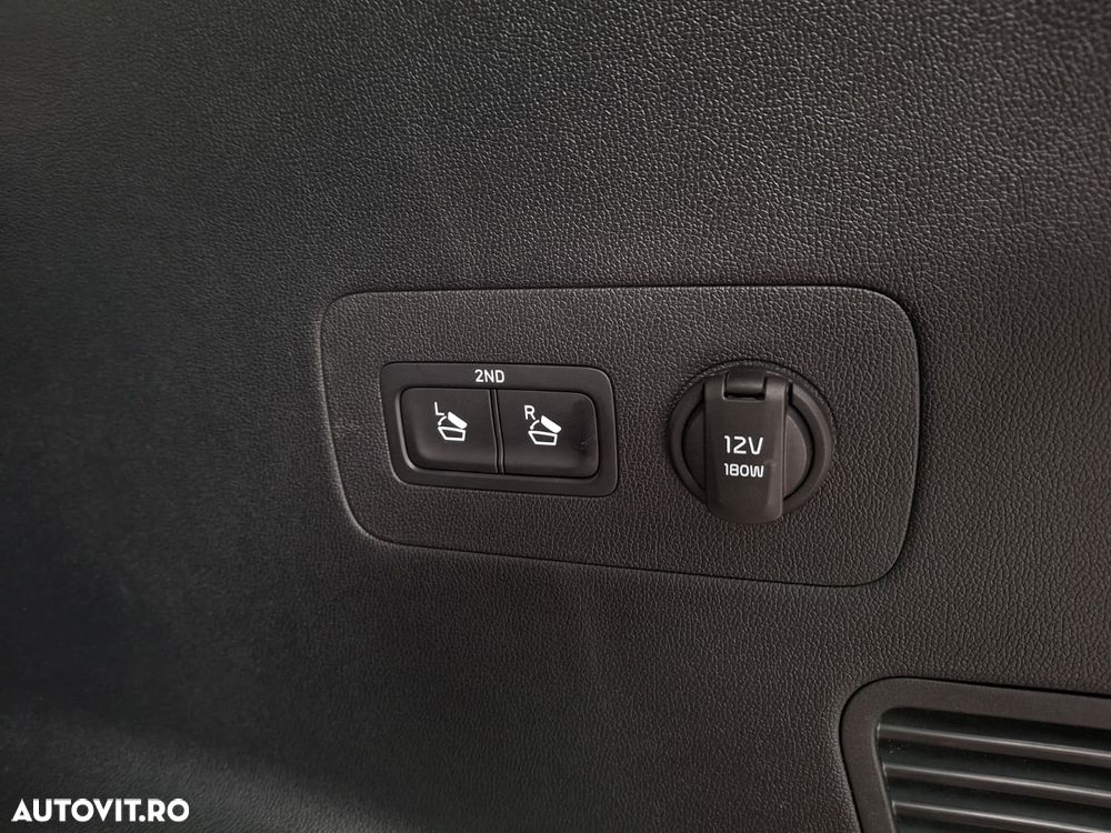 Kia Sorento - 25