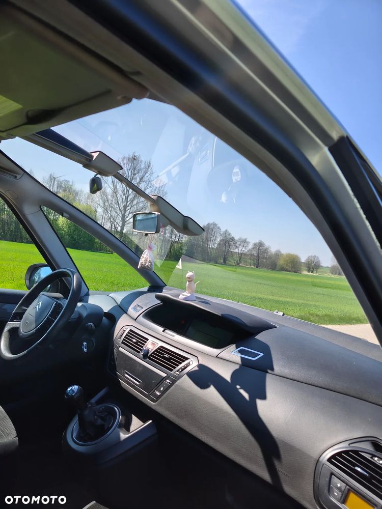 Citroën C4 Picasso - 17