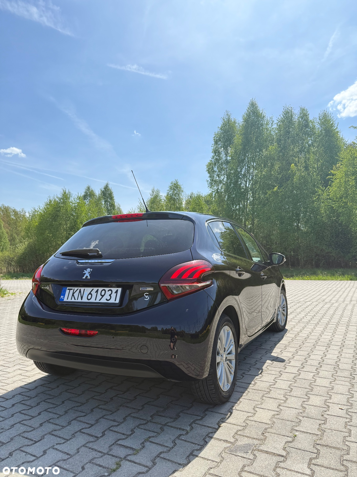 Peugeot 208 1.2 PureTech Allure - 5
