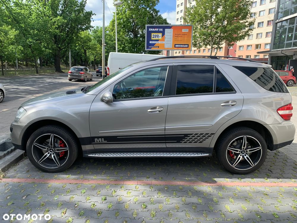 Mercedes-Benz ML - 8