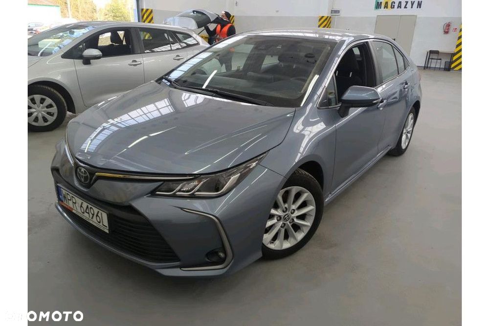 Toyota Corolla - 1