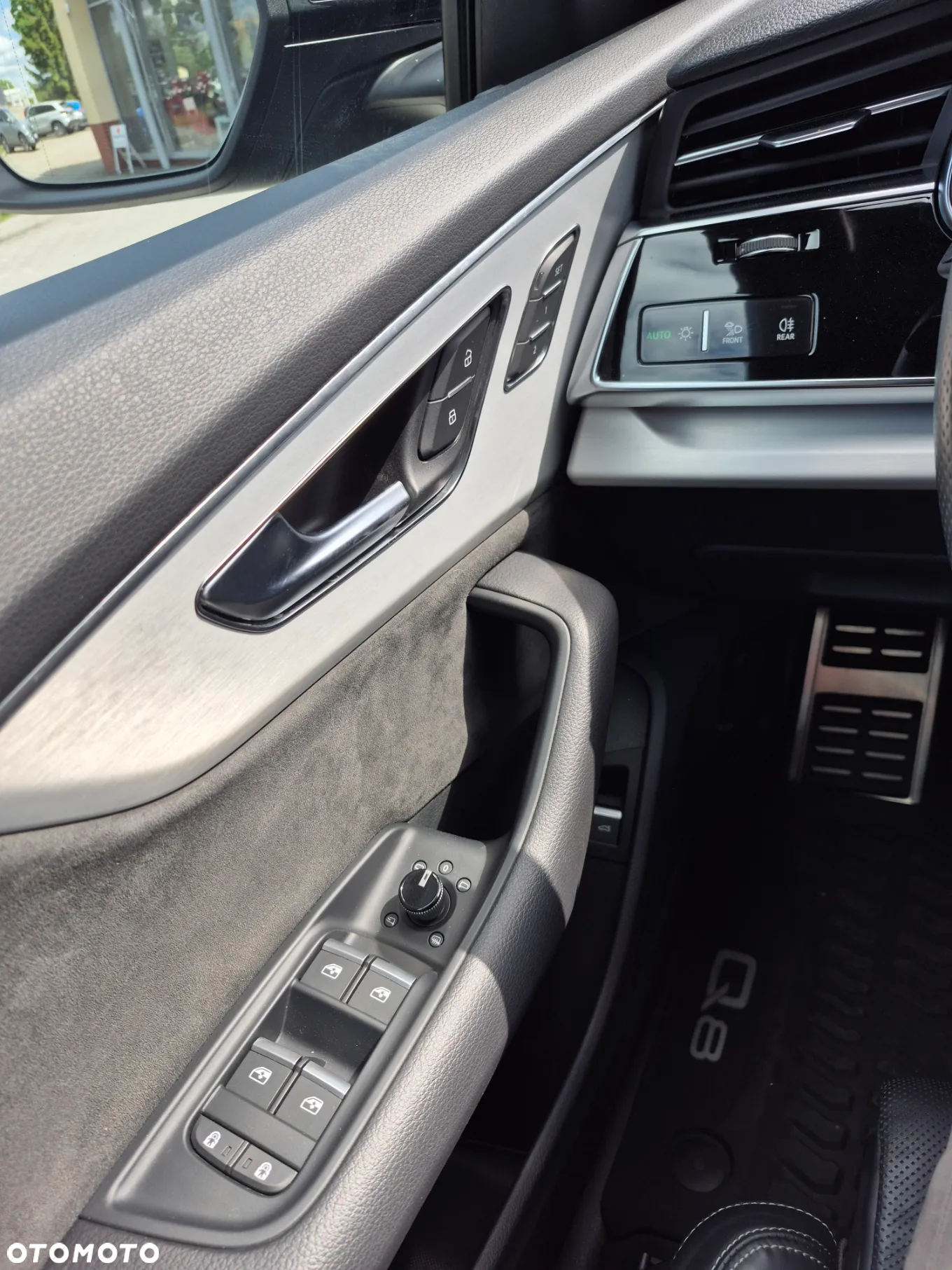 Audi SQ8 TFSI Quattro Tiptronic - 10