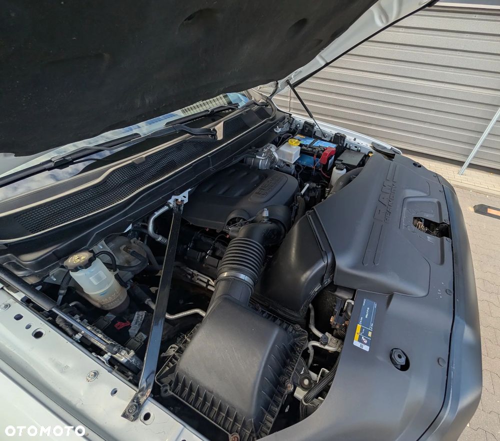 RAM 2500 - 18