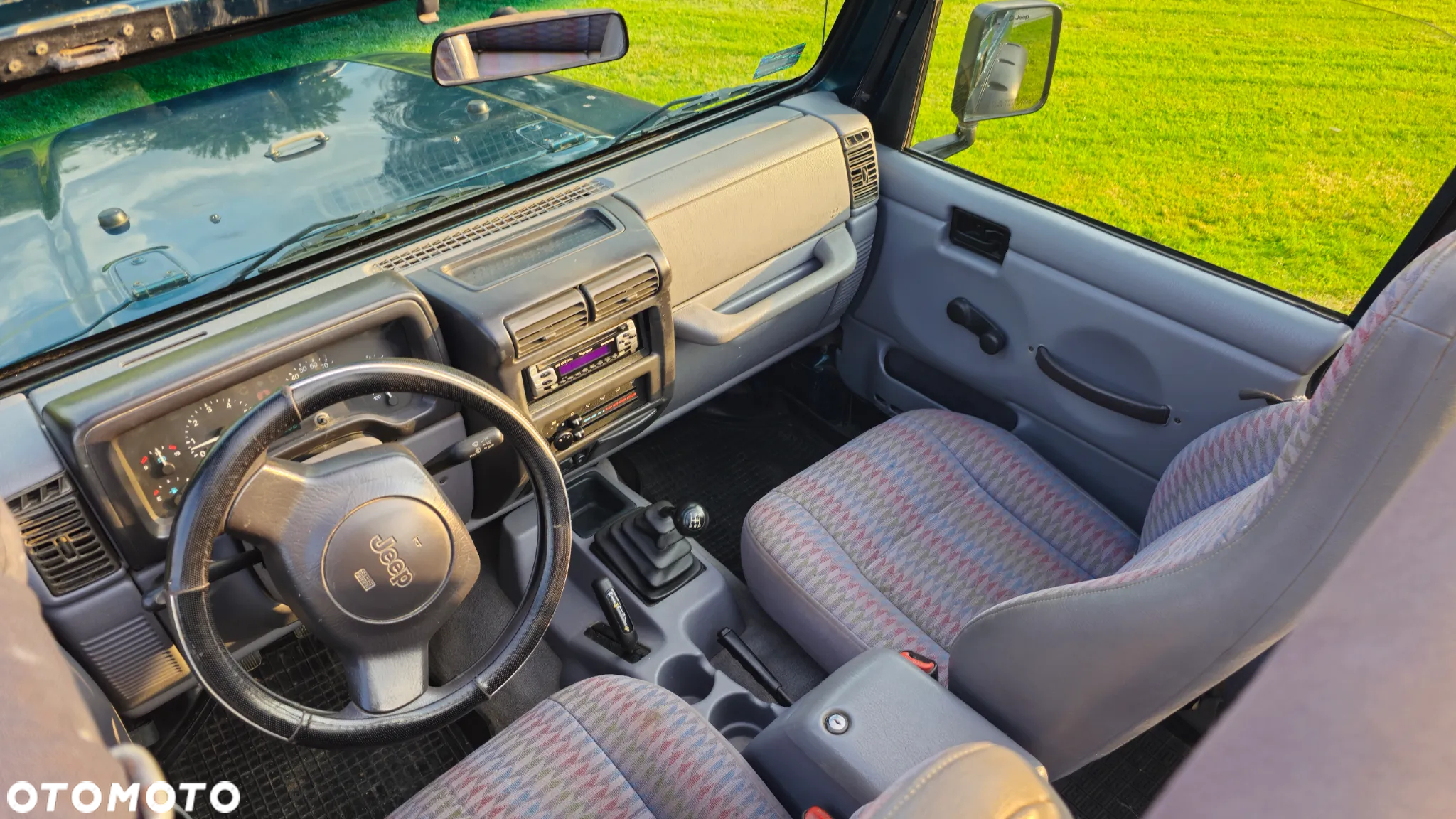 Jeep Wrangler - 2