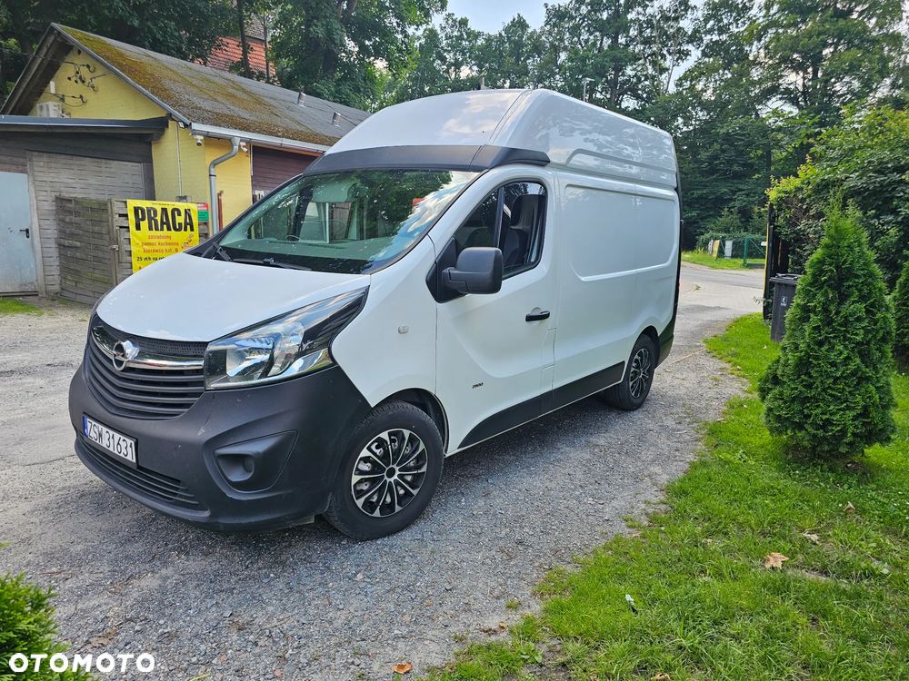 Opel Vivaro - 1