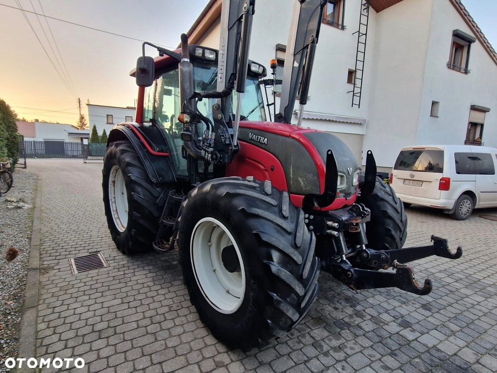 Valtra N141 - 13