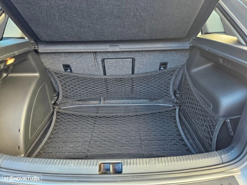 Skoda Rapid Spaceback 1.6 TDi Elegance - 25