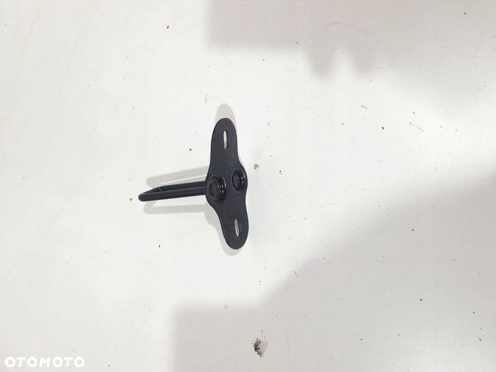 TESLA X RYGIEL ZATRZASK MASKI PRZÓD PRZEDNI 1033015-00-F ORYGINAŁ - 2