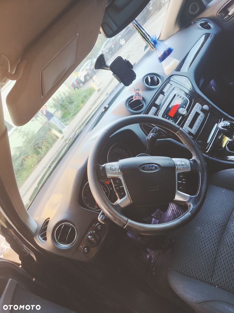 Ford Mondeo 2.0 TDCi Ghia - 6
