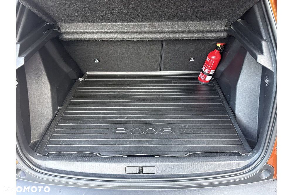 Peugeot 2008 1.5 BlueHDi GT Line S&S EAT8 - 31