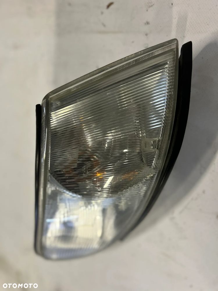 SAAB 93 9-3 kierunek kierunkowskaz prawy przód przedni1998-2002 - 2