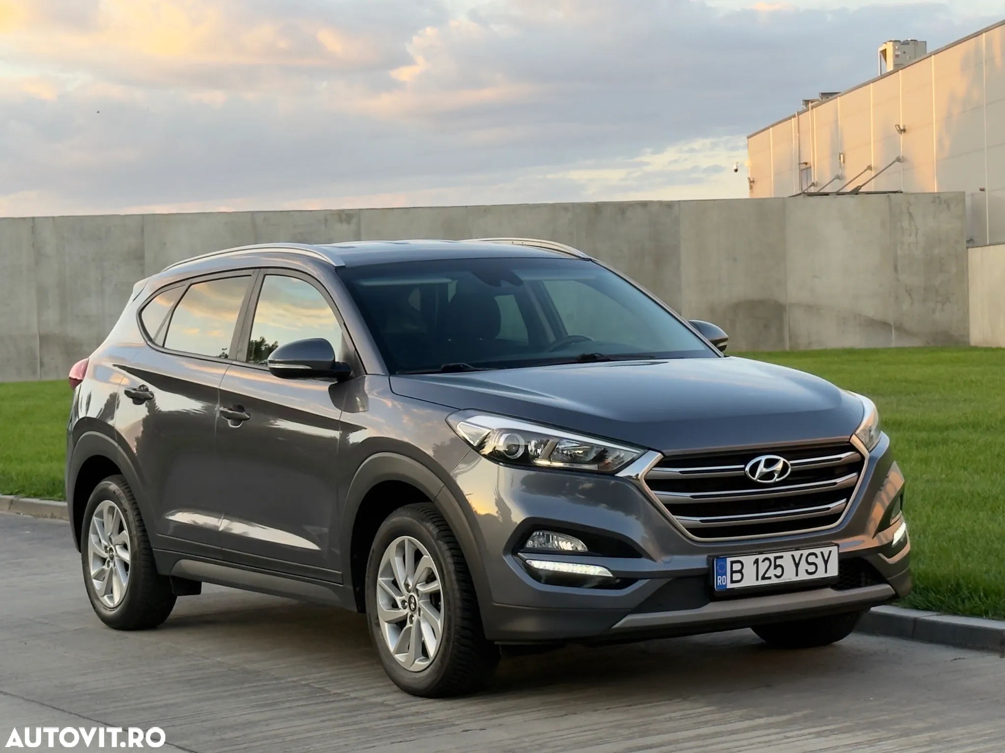 Hyundai Tucson - 4