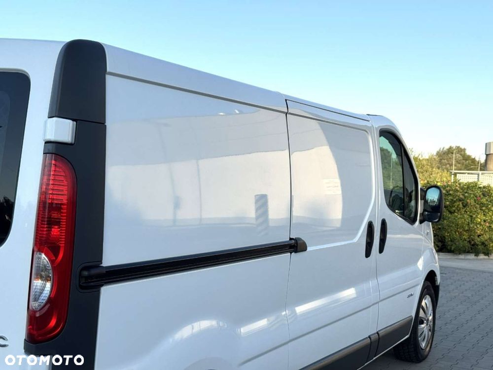 Renault Trafic - 12