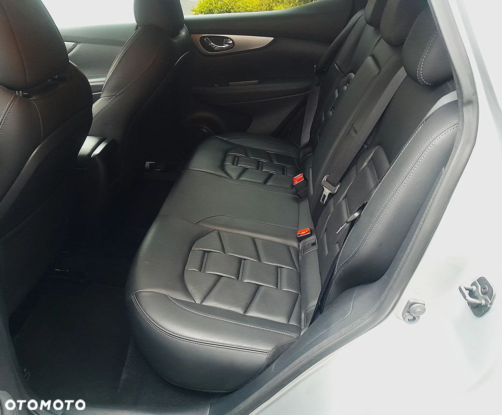 Nissan Qashqai 1.3 DIG-T Tekna+ - 16