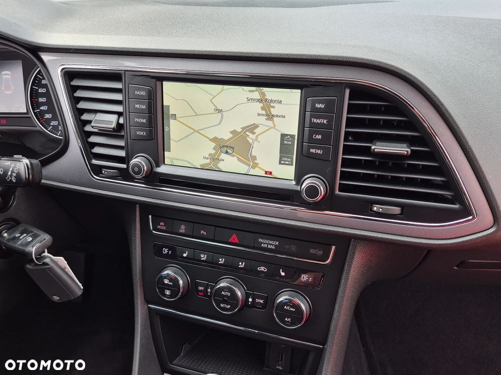 Seat Leon 1.4 EcoTSI FR Black S&S DSG - 23