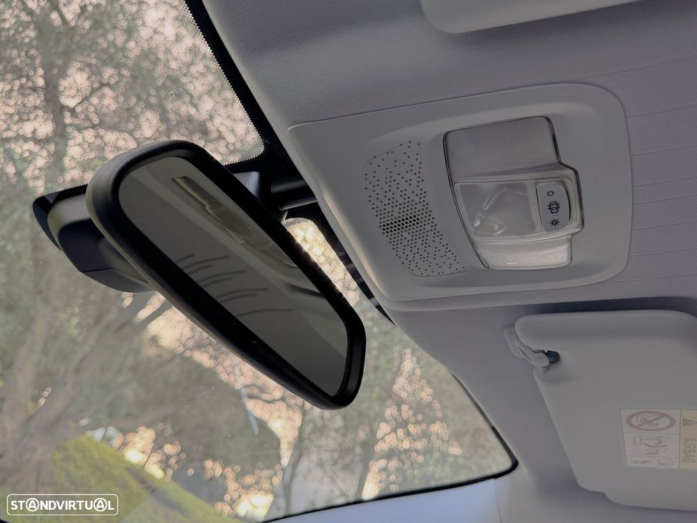 Peugeot 2008 1.2 PureTech Allure - 36