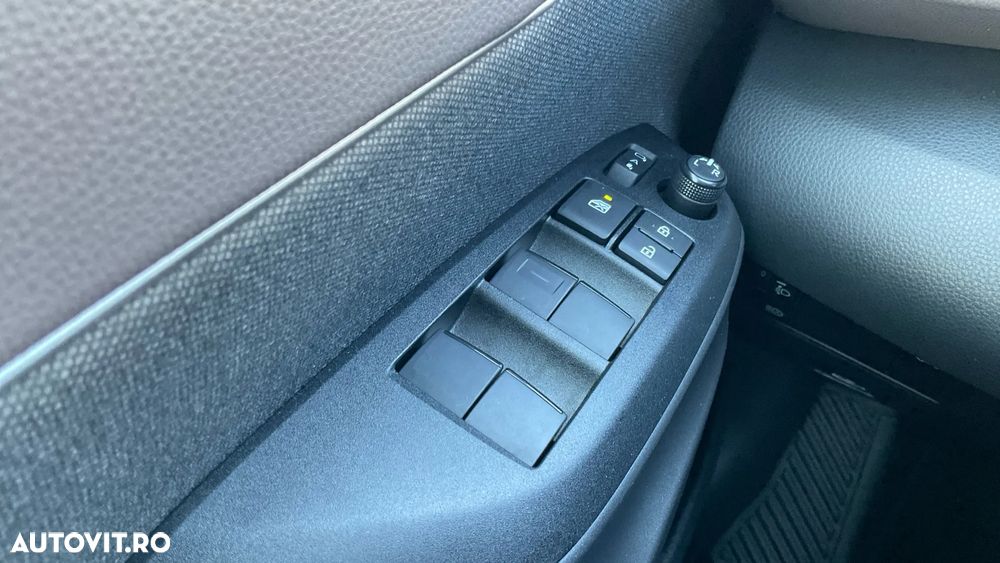 TOYOTA Yaris Cross 2022 — imagine 18