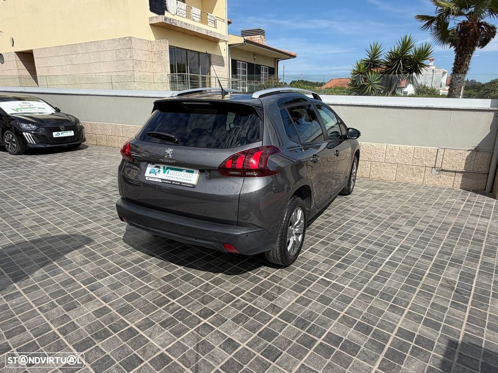 Peugeot 2008 1.2 PureTech Style - 8