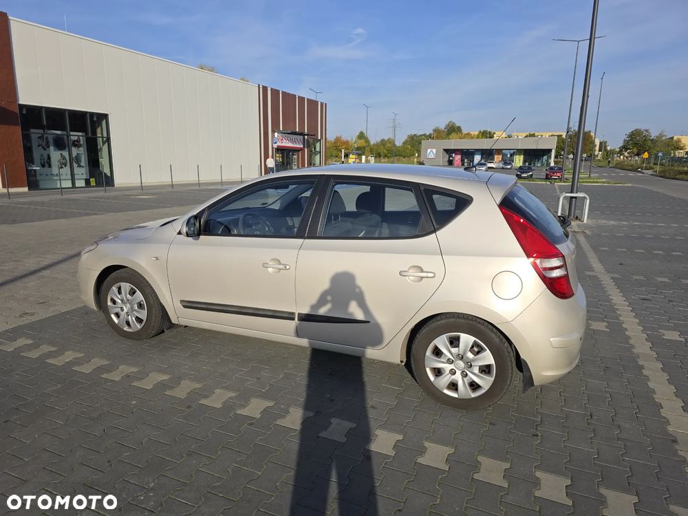 Hyundai I30 2008 photo 2