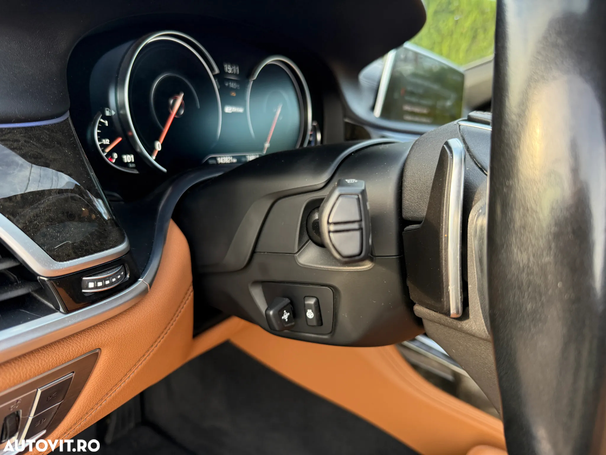BMW Seria 7 740e iPerformance - 11