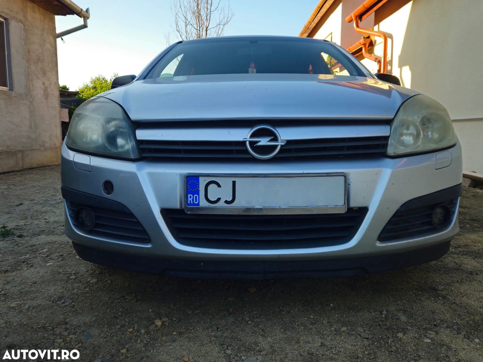 Opel Astra - 1