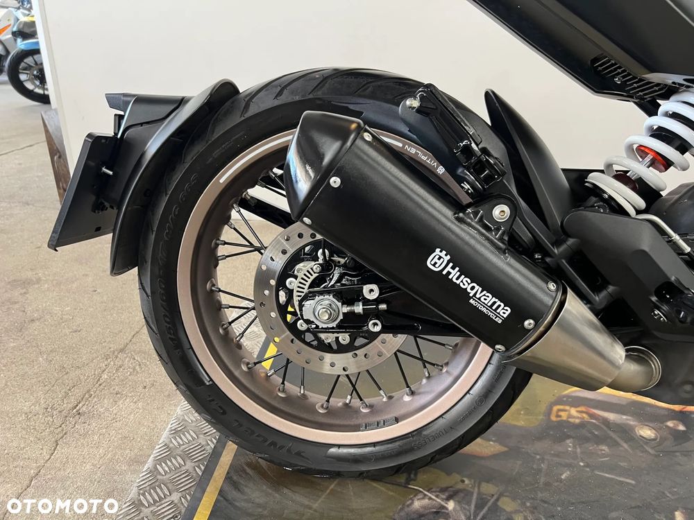 Husqvarna Vitpilen - 8