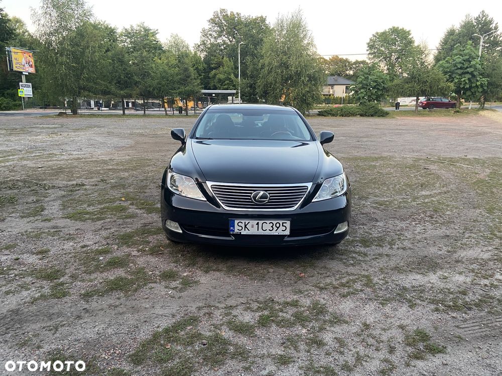 Lexus LS 460 Prestige - 25