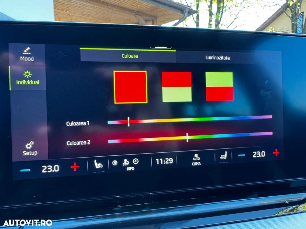 Skoda Octavia 2.0 TDI STYLE DSG - 18