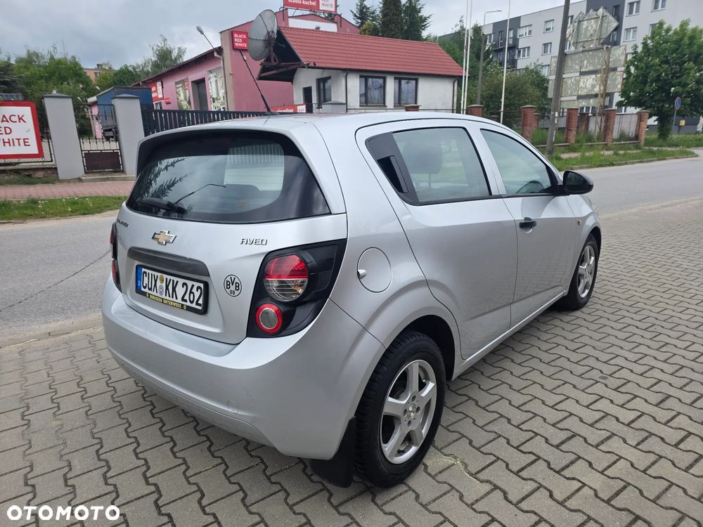 Chevrolet Aveo 1.2 LS - 19