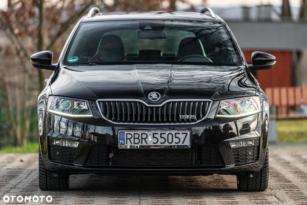 Skoda Octavia 2.0 TDI DSG RS - 14