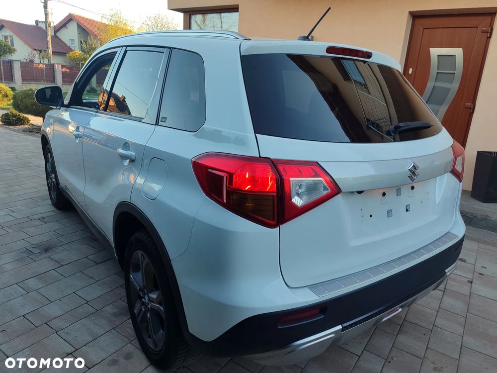 Suzuki Vitara 1.6 DDiS (4x2) Comfort - 2
