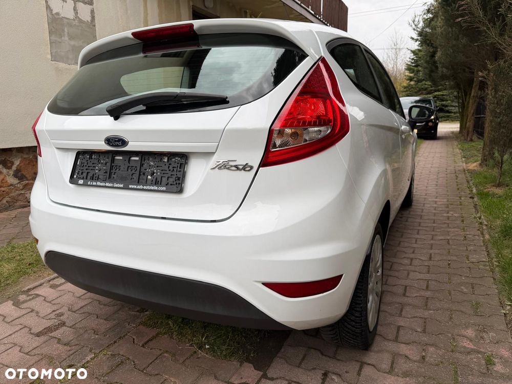 Ford Fiesta - 8