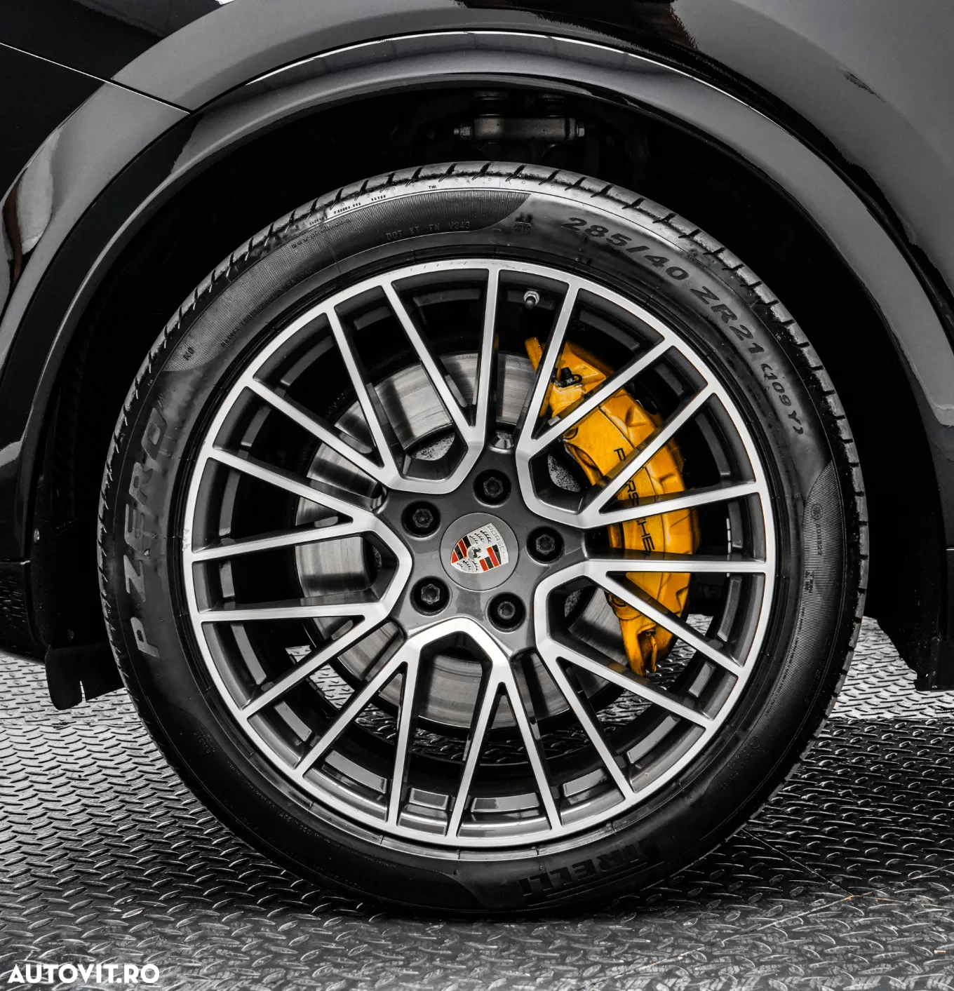Porsche Cayenne S - 34