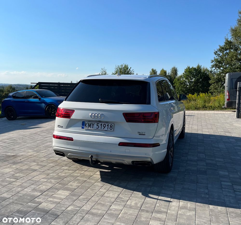 Audi Q7 - 3
